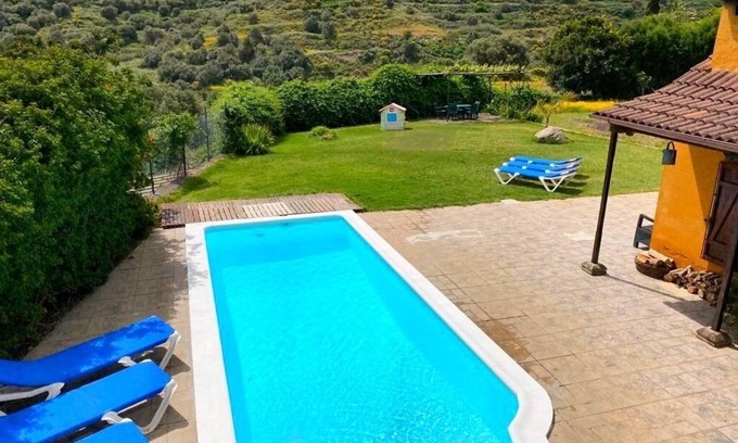 Teror Cottage | Rural house with heated pool and large garden. Relax and nature.