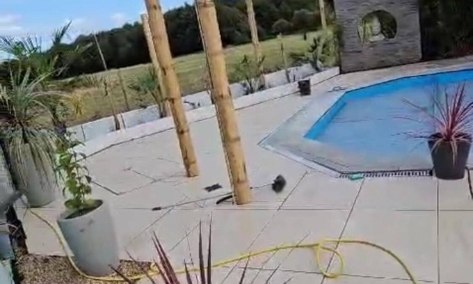 Bilting Cabin | Rural oasis retreat in AONB with private pool and hot tub,