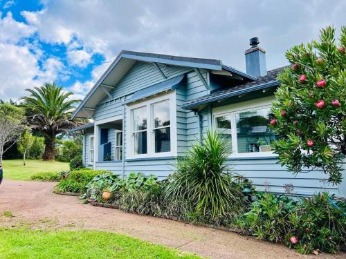 Waitakere House | Rural paradise 30 mins from Auckland CBD