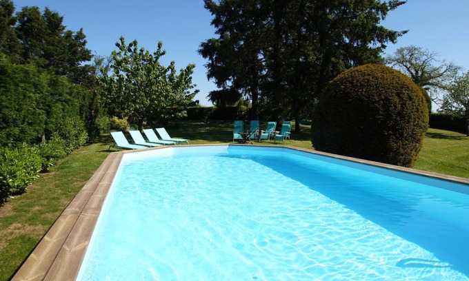 La Chapelle-Themer House | Rural Vendéen farmhouse with pool, fully renovated, located in a quiet hamlet.