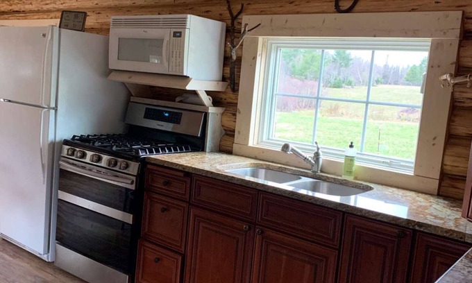 National Mine Cabin | Rustic 2B Cabin w/Sauna on Farm (Free WiFi/Parking)