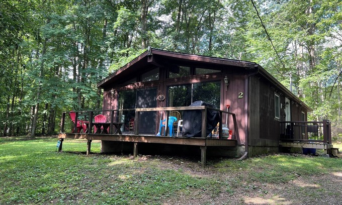 Russell Cabin | Rustic 3 bedroom cabin #2 at Deep woods