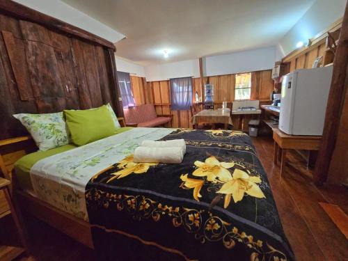 Hopkins Apartment | Rustic Cabin at Freshwater Creek Cabanas