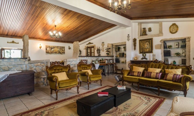 Ansiao Cottage | Rustic country house with big garden, barbecue and terrace