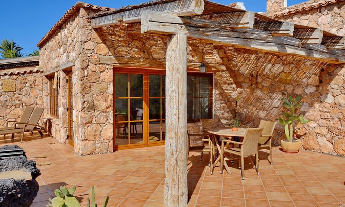 Pajara Apartment | Rustic, cozy and excellently equipped vacation home