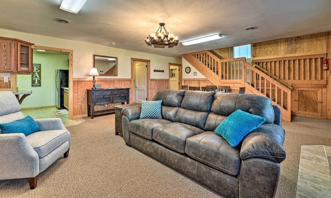 Rural Retreat House | Rustic Getaway w/ Indoor Pool, Fire Pit & Backyard
