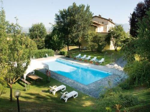Santa Reparata House | Rustic Holiday Home in Città di Castello with Swimming Pool