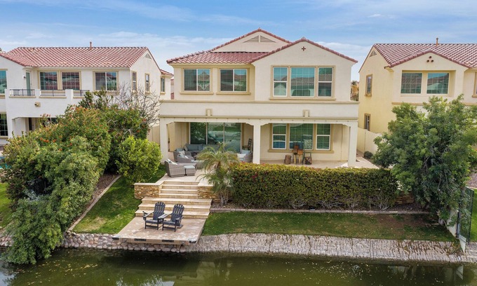 Ocotillo House | Rustic, lakefront Farmhouse w/Pool, 5BR, Pets & Events allowed