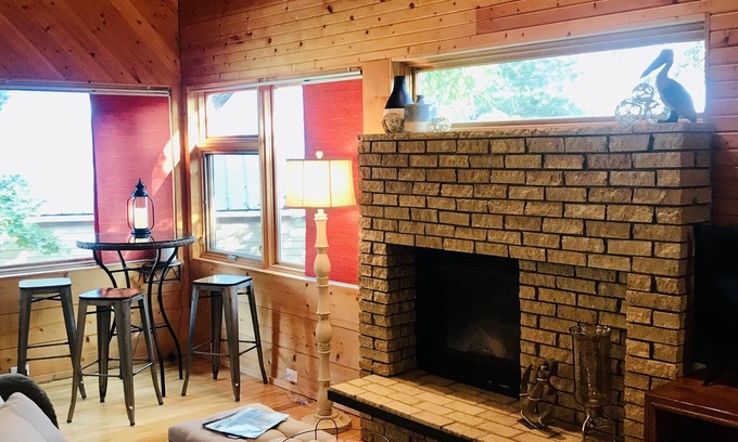 Pepin Apartment | Rustic Modern Loft - Across street from winery, walk to Marina/Harbor View Cafe