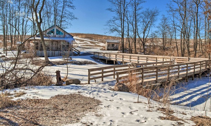 Putnam County Cabin | Rustic Powersville Cabin: Secluded Countryside!