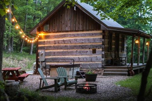 Allegheny Mountains House | Rustic Wooden Cabin with Hot-tub in Riverton, West Virginia
