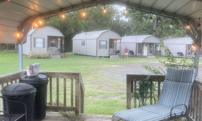 Oil City RV Rental | RV site at Caddo Lake Cabins