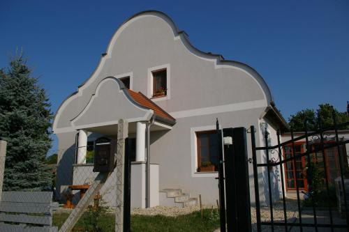 Barnag Apartment | Sárkányházi Apartman Barnag