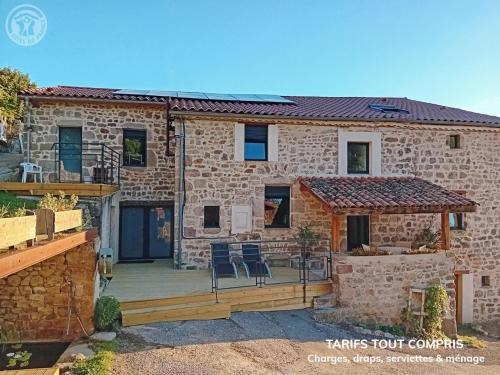 Saint-Julien-Molin-Molette House | Séjour paisible en gîte de charme avec spa en campagne - FR-1-496-334