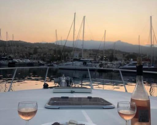 Porto-Vecchio Boat Rental | Séjour insolite à bord d'un Bateau à Porto Vecchio