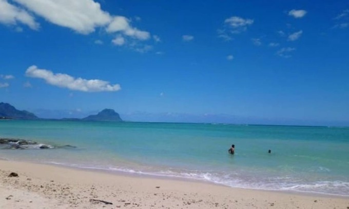 La Preneuse Villa | Séjournez aux les Villas Thorel, la plage et coucher de soleil 3mins a pied.