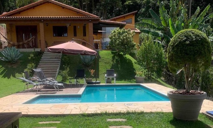Ibiuna House | Sítio a 60KM de SP - 5 Quartos - Piscina Aquecida