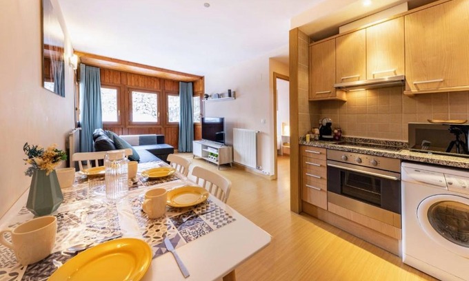 Soldeu Apartment | S Valle de incles- Grandvalira free parking