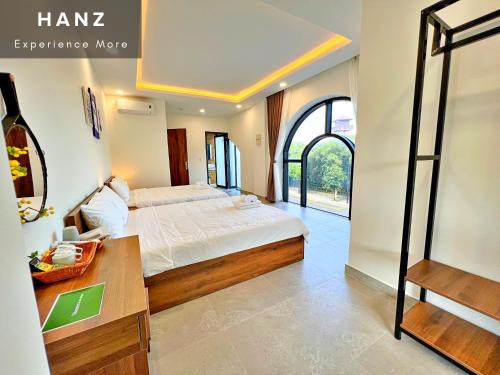 Ganh Dau Apartment | S79 TM01 Monstera Grand Lago