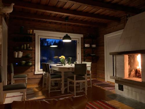 Saariselka Ski Chalet | Saariselällä, sielukas hirsimökki - Unique cottage