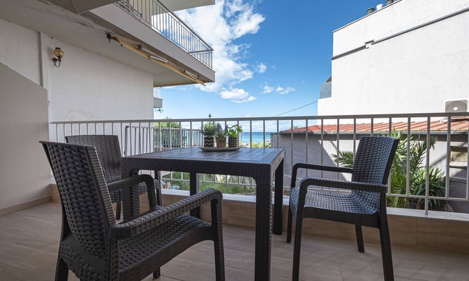 Nea Moudania Apartment | Sabbia Seafront Apartment 4 by RentalsPro