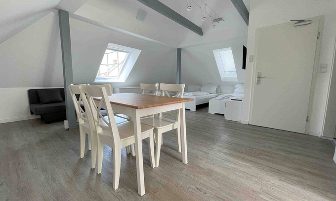 Schwandorf Apartment | (SAD233) Cozy apartment for fitters