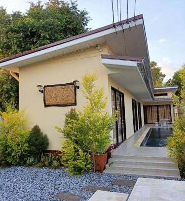 Chakphong Villa | Saendee Pool Villa