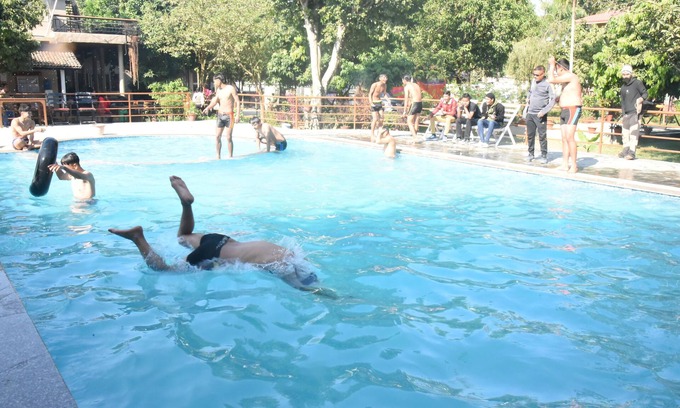 Sauraha Resort | Safari Club