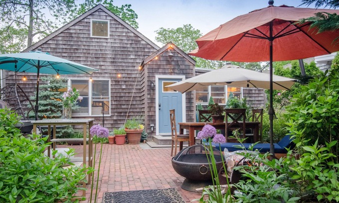 Noyack House | Sag Harbor Beach Cottage