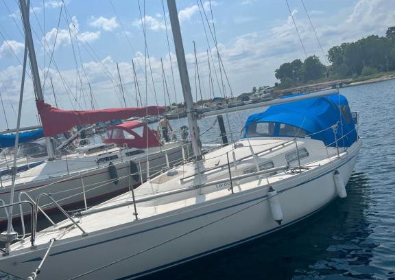 Karlshamn Boat Rental | Sailboat Amber