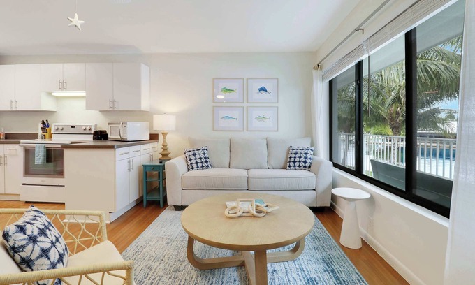 Stuart Apartment | Sailfish Suites 8 - Waterfront Lodging