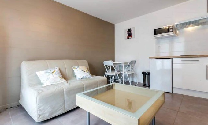 Saint-Marc-sur-Mer Apartment | Saint Marc SUR MER - Studio Cabine Pour 4 Personnes à 50m de la Plage