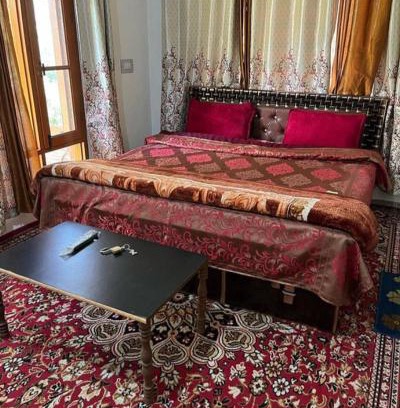 Srinagar House | Sakura Guesthouse