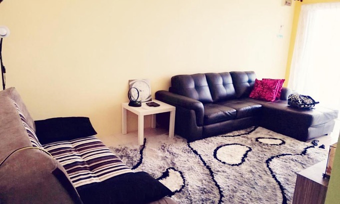 Bandar Sri Sendayan House | SalamMuslimonly homestay