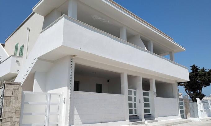 Torre Chianca Apartment | Salento, Lecce, Torre Chianca: independent apartment 6 beds and verandas