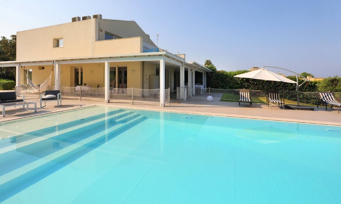 San Leonardo Villa | Salicornia Villa with pool and jacuzzi Egadi islands view
