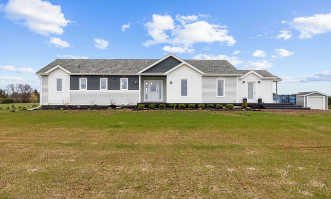 Kensington House | Salt n' Soil Vacation Home