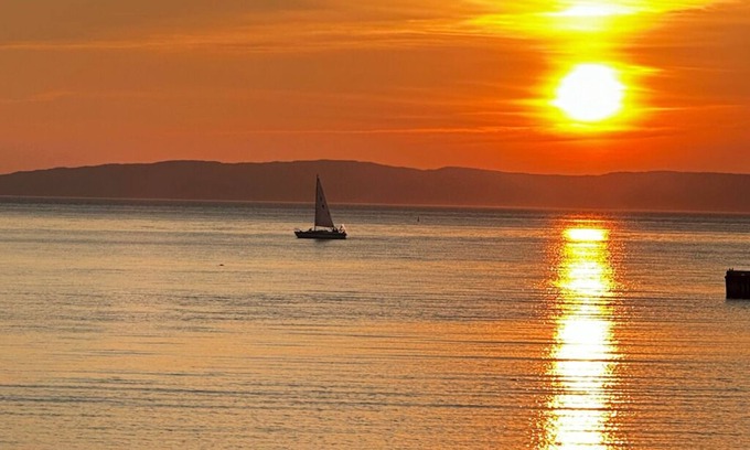 New Harbour House | Saltbox Landing – Bayfront Views