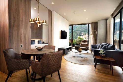 Chico Apartment | Salvio Parque 93 Bogota, Curio Collection by Hilton