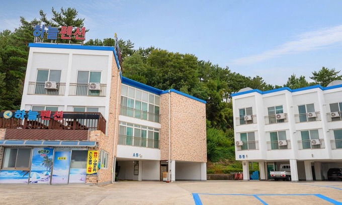Samcheok House | Samcheok sky Pension
