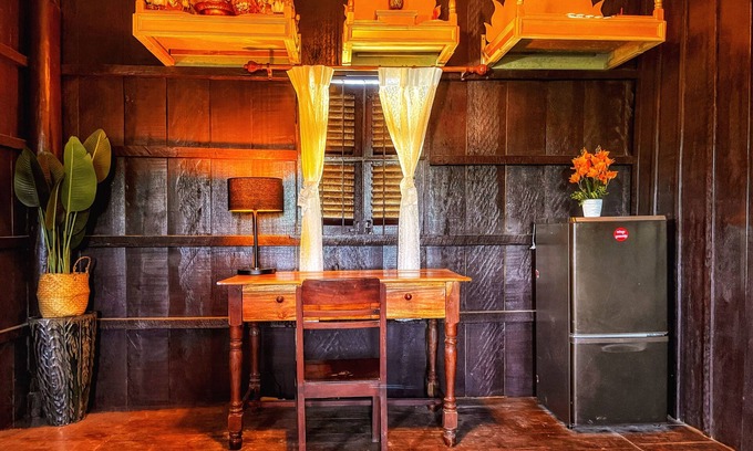 Ponhea Lueu House | Samroas Homestay