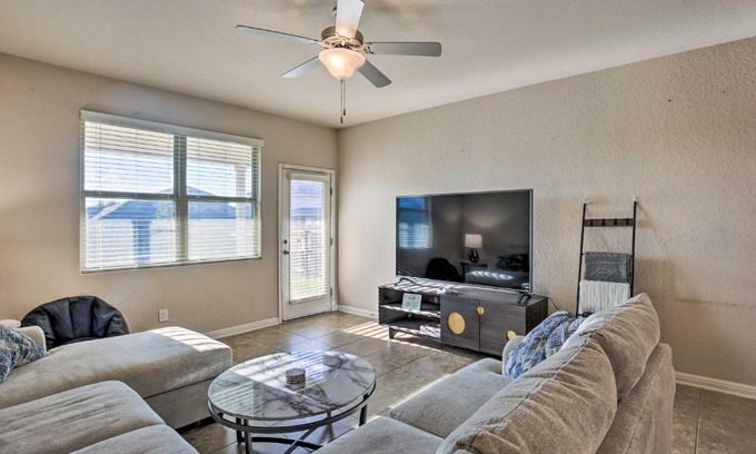 Medina Valley House | San Antonio Home with Yard about 8 Mi to Lackland!