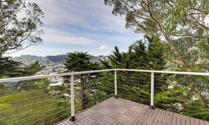 Dolores Heights House | San Francisco Townhome ~ 2 Mi to Downtown!