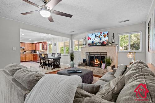 Northeast Heights House | San Gabriel Stunner - An Irvie Home