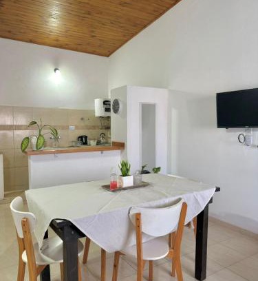 Navarro Apartment | San Rafael