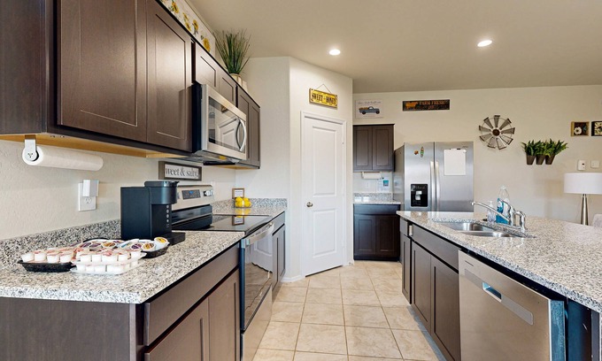 Copper Basin House | San Tan Valley dog friendly home, close to outdoor & cultural experiences