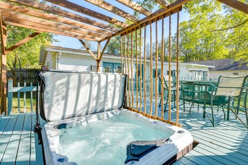 Onsted House | Sand Lake Retreat Canal Access and Large Yard!