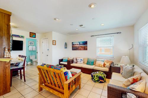 Surfside Beach House | Sand Lott