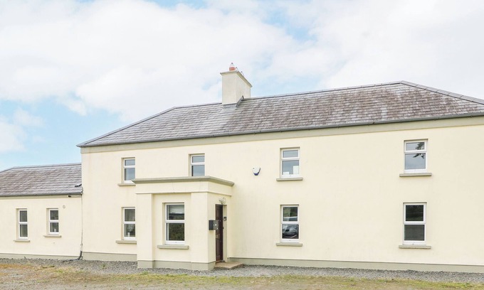 Tacumshane House | SANDERLING LODGE, pet friendly in Tacumshane, County Wexford