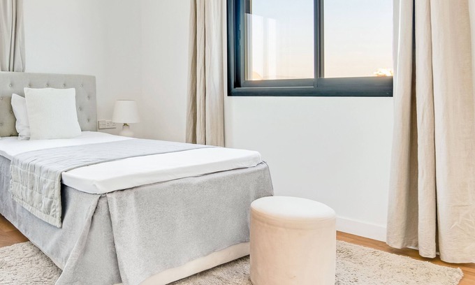 Limassol Apartment | Sanders Crystal 1 - Single room with bathroom
